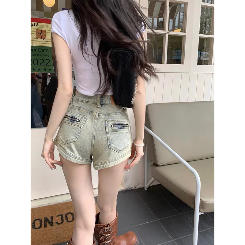 美式辣妹🤍高腰版型 後口袋拉鏈設計牛仔短褲